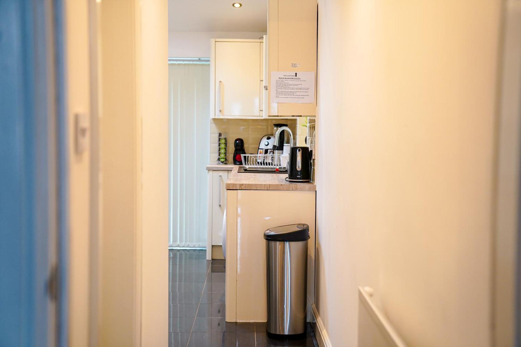 Awesome For Business Contractors And Suitable For Families With Free Parking 14mins From Nec Coventry